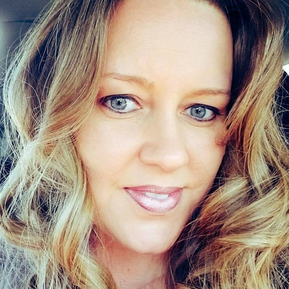 Meet your Posher, Candace